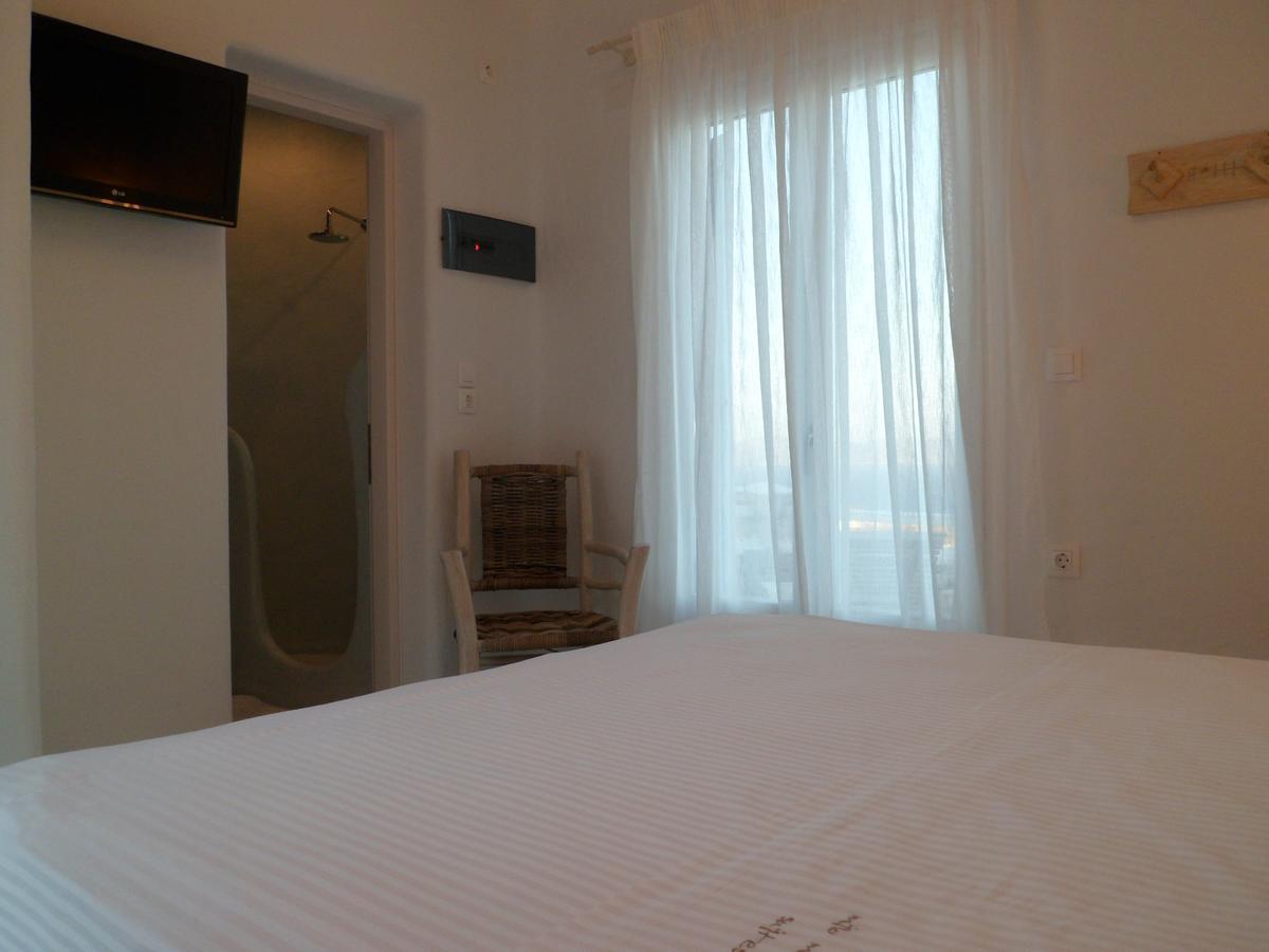Milo Milo Suites Mandrakia Ngoại thất bức ảnh