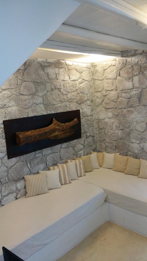 Milo Milo Suites Mandrakia Ngoại thất bức ảnh